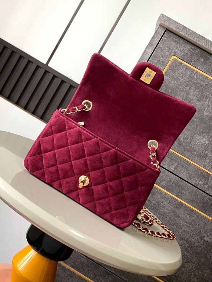 Medium Classic Flap 25cm -005 =01112