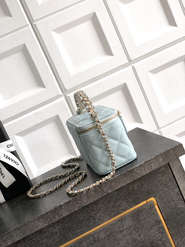 Small Vanity Case with Chain 9.5x17x8cm -006 =4940