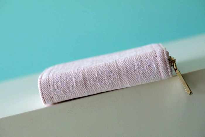 Zippy Monogram “11*8.5*2CM” 012
