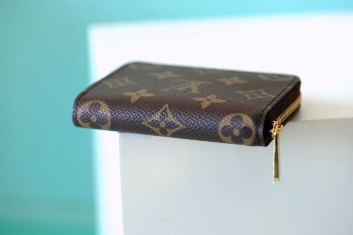 Zippy Monogram “11*8.5*2CM” 012