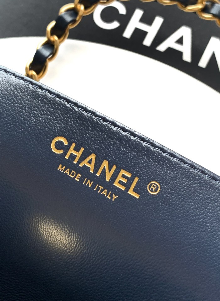 25K Large Shopping Bag with Chain Handle “28x20x6.5cm”-0301 =AS6360