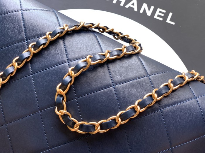 25K Large Shopping Bag with Chain Handle “28x20x6.5cm”-0301 =AS6360