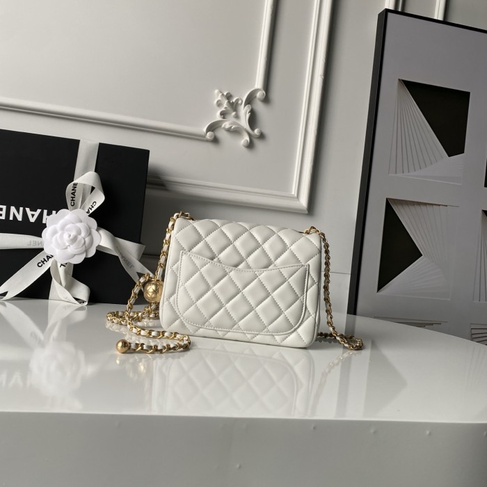 25C Mini Classic Flap Bag with Pearl Crush “17cm”-036 =AS1786