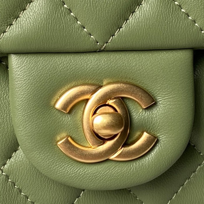 25C Mini Classic Flap Bag with Pearl Crush “17cm”-036 =AS1786