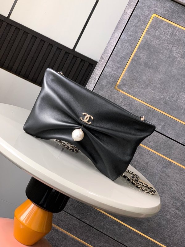 Pearl Ruched Clutch “14x24x5cm”-055 =5861