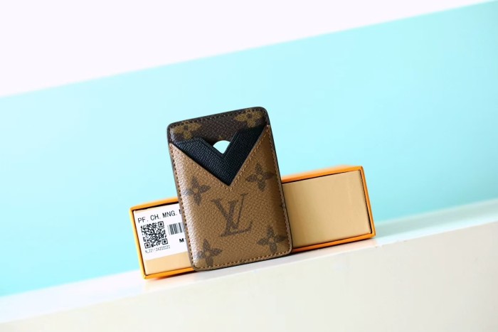 Magnet Monogram Reverse “9.5*6.5*0.5CM” 022