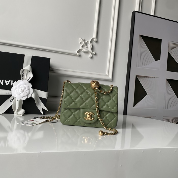 25C Mini Classic Flap Bag with Pearl Crush “17cm”-036 =AS1786