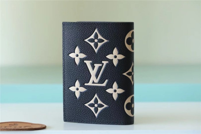 Passport Cover “14*10*2.5CM” 062