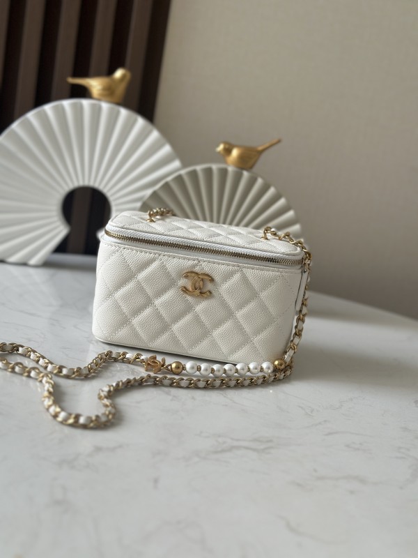 Small Vanity Case with Pearl Chain “9.5x17x8cm”-006 =