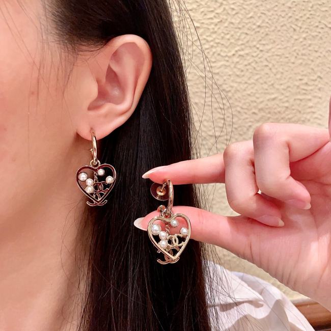 Earring 08=