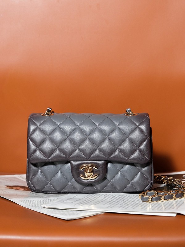 Classic Flap Mini “20x13x6cm”-057 =