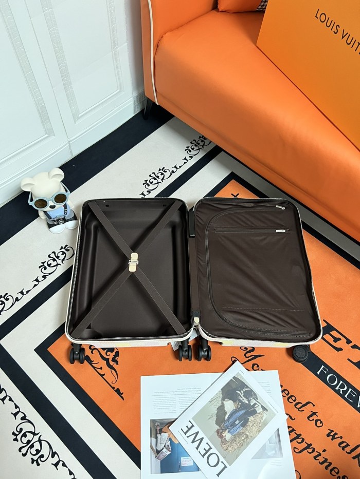 Luggage DISNEY 20 inch - 0061