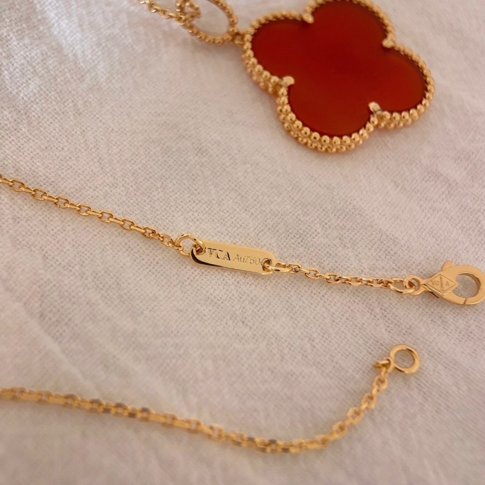 Necklace 06=