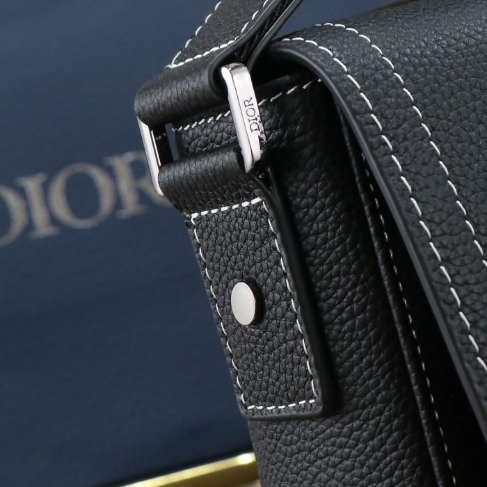 Saddle “31 x 23 x 8 cm”-065=