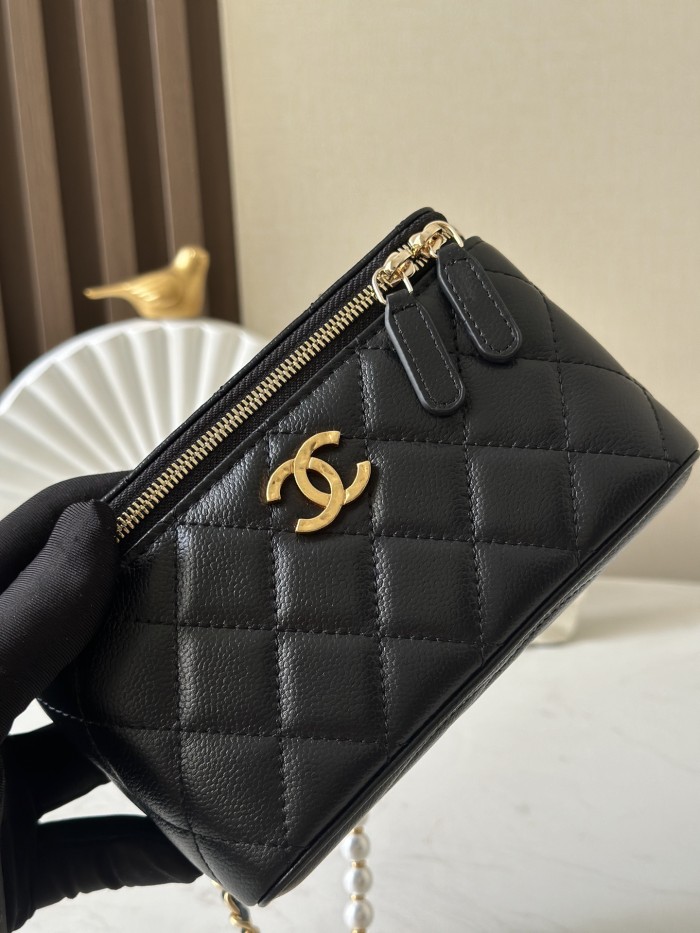 Small Vanity Case with Pearl Chain “9.5x17x8cm”-006 =