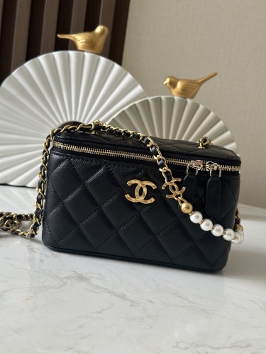 Small Vanity Case with Pearl Chain “9.5x17x8cm”-006 =