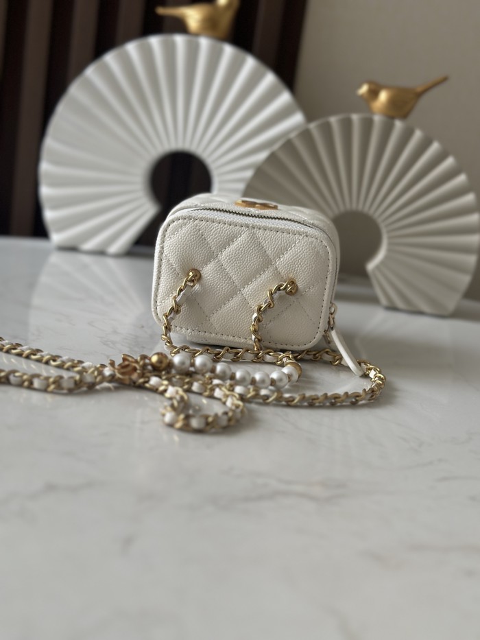 Mini Vanity Case with Pearl Chain “10.5x8.5x7cm”-085 =