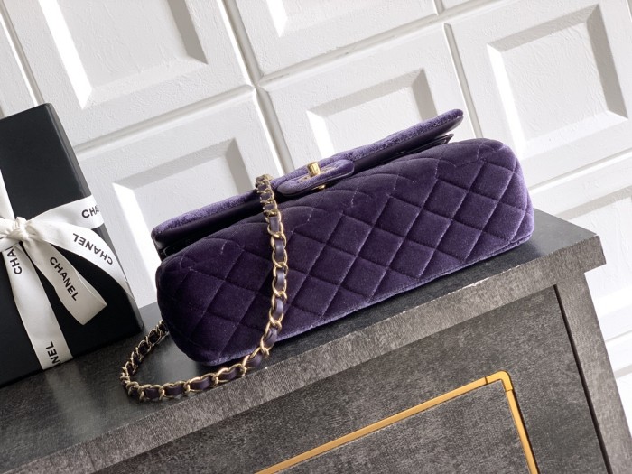 Medium Classic Flap “25.5x15.5x6.5cm”-056 =