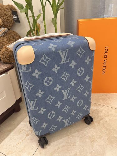 Luggage DISNEY 20 inch - 0061