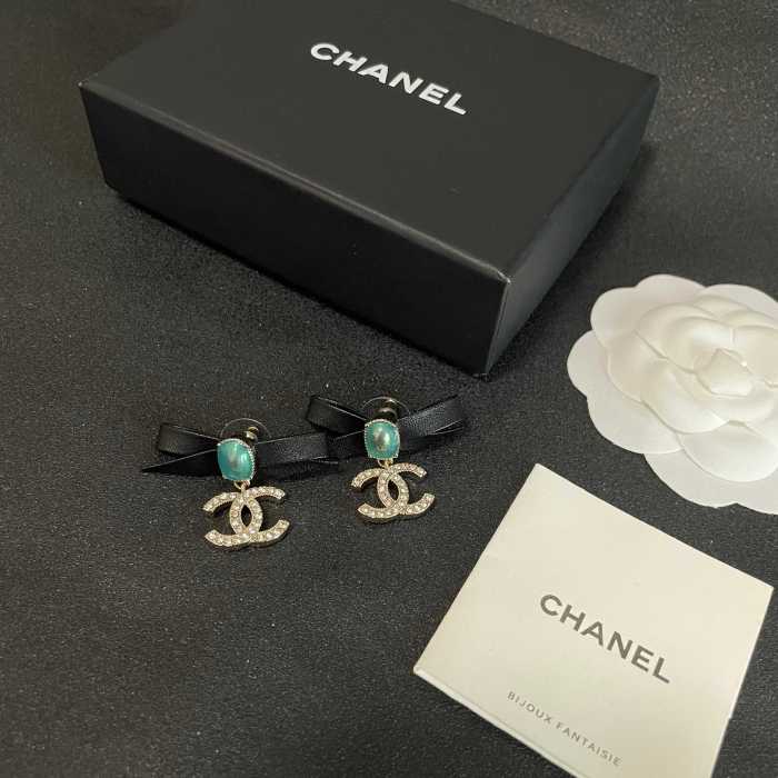 Earring 08=