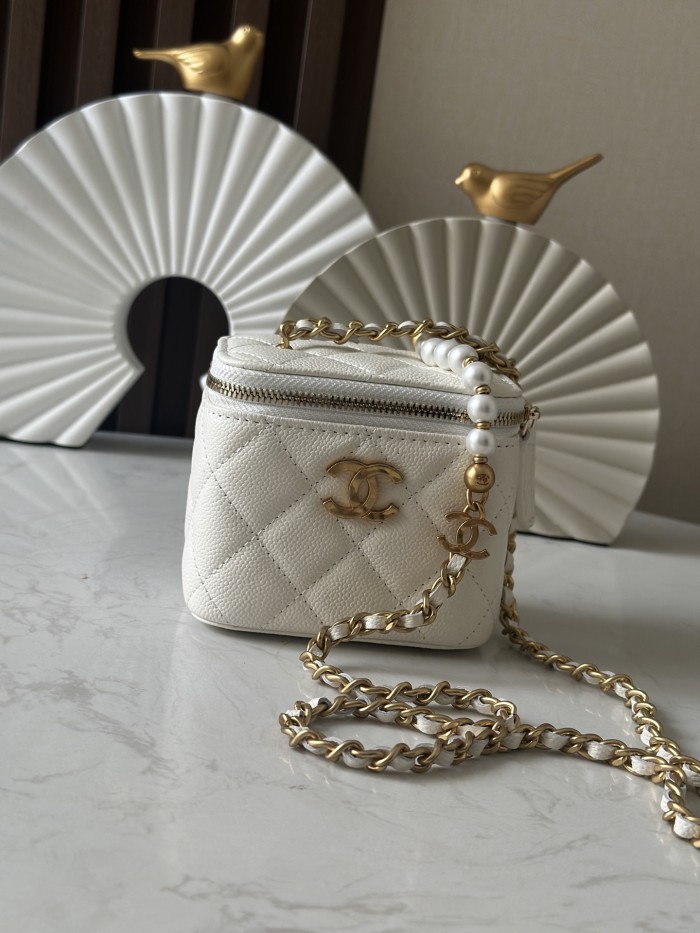 Mini Vanity Case with Pearl Chain “10.5x8.5x7cm”-085 =