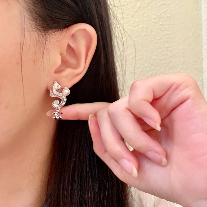Earring 07=