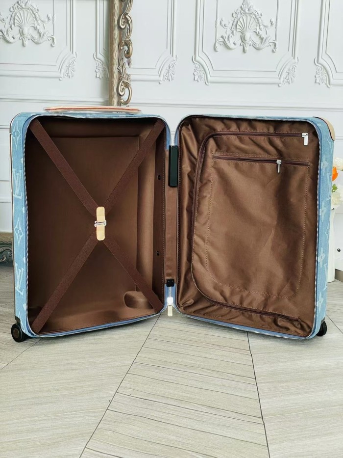 Luggage DISNEY 20 inch - 0061