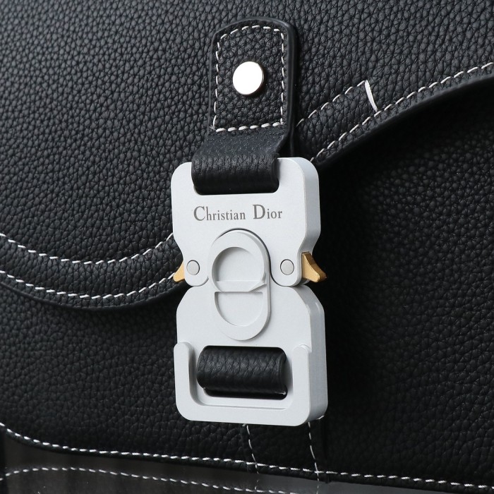 Saddle “23 x 17 x 6 cm”-005=