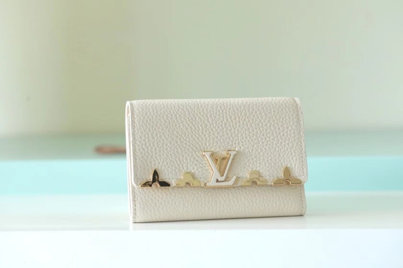 Capucines “Wallet“10*8*1.5” 062