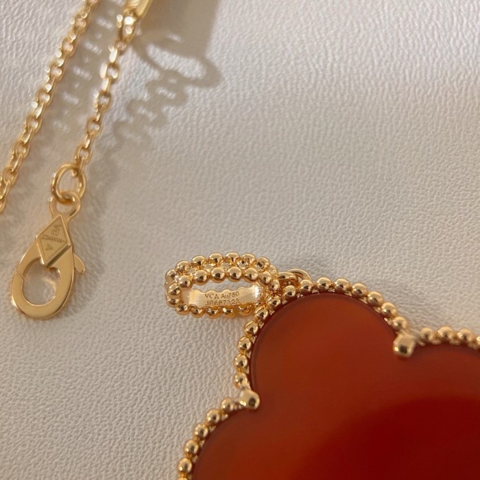 Necklace 06=