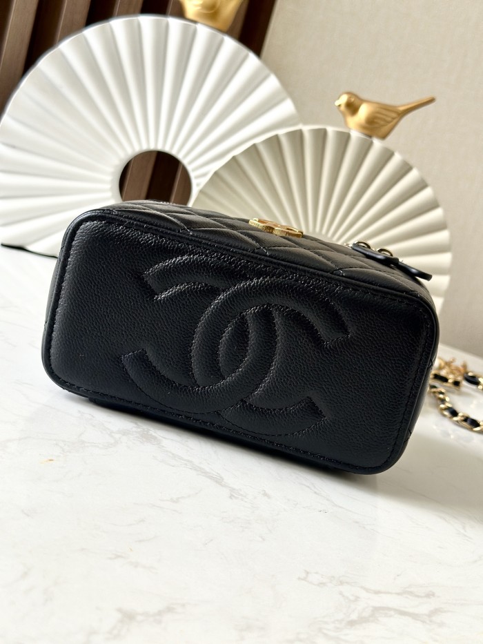 Small Vanity Case with Pearl Chain “9.5x17x8cm”-006 =