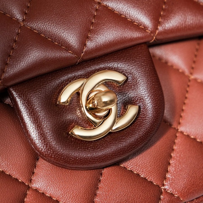 Classic Flap Medium “25.5x15.5x6.5cm”-009 =