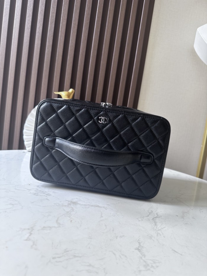 Vanity Case with Top Handle “25x16x18cm”-055 =2228