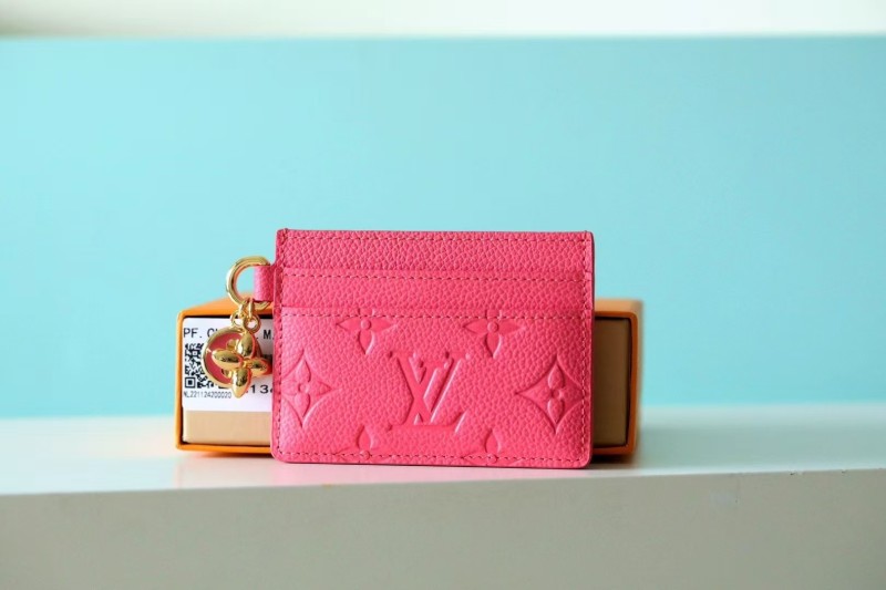 Charms Monogram Empreinte “10*7*0.3CM” 062