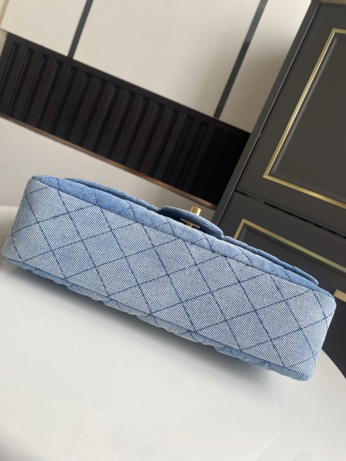 Medium Classic Flap “25.5x15.5x6.5cm”-026 =A01112
