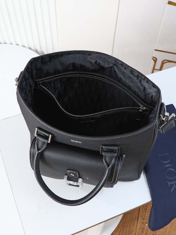 Saddle “32 x 36 x 13.5cm”-026=
