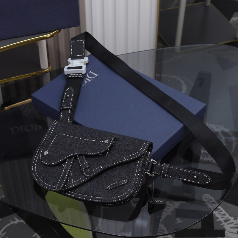 Saddle “24 x 17.5 x 5cm”-025=