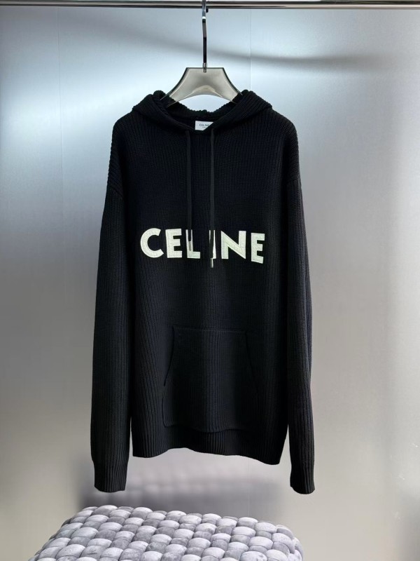 WOOLEN HOODIE