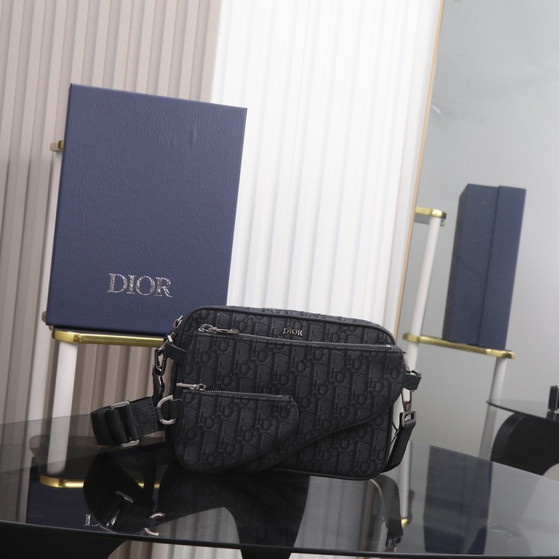 SADDLE “18 x 25 x 5cm ”-015=