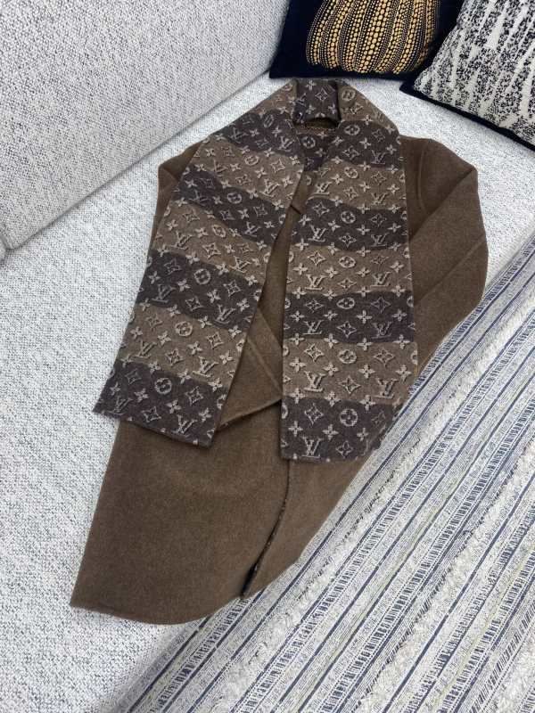 WOOL COAT