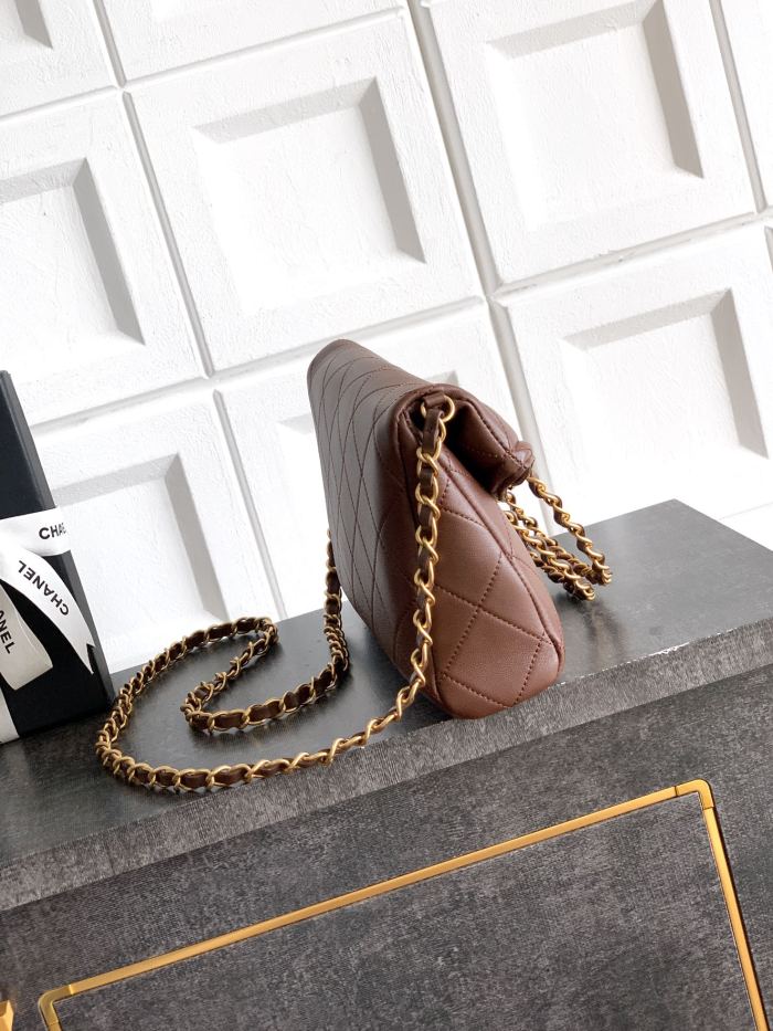 Small Shopping Bag with Chain Handle “24.5x17x6.5cm”-089 =AS3917