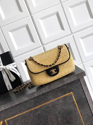 Medium Classic Flap “23x14x7cm”-087 =A01112