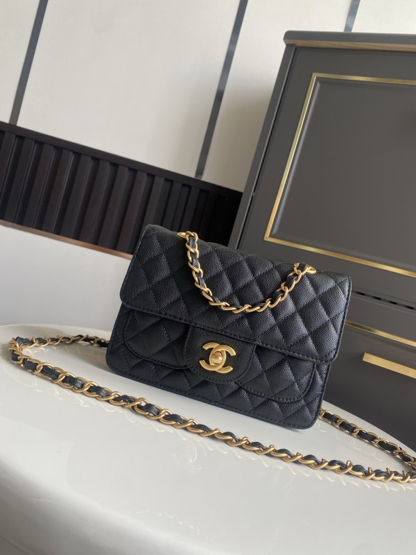 Wallet on Chain “13.5x19.5x6cm”-086 =	AS5697