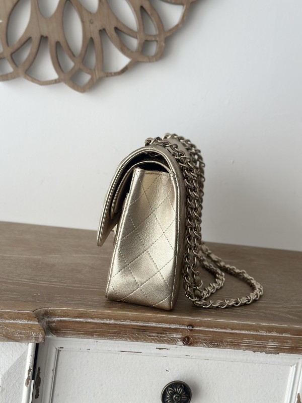 Classic Flap Medium “25x15x7cm”-088 =A01112