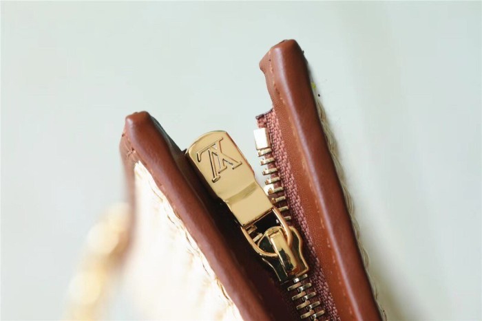 Oiletry Pouch On Chain “25*20*5.5CM” 004