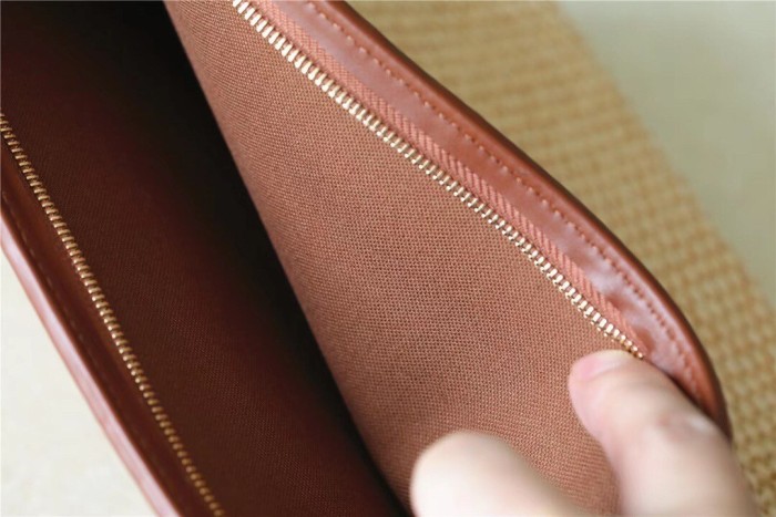 Oiletry Pouch On Chain “25*20*5.5CM” 004
