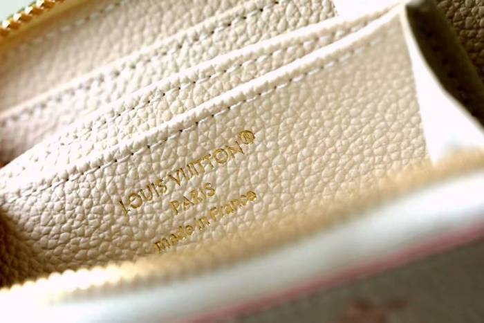 Zippy Monogram “11*8.5*2CM” 052