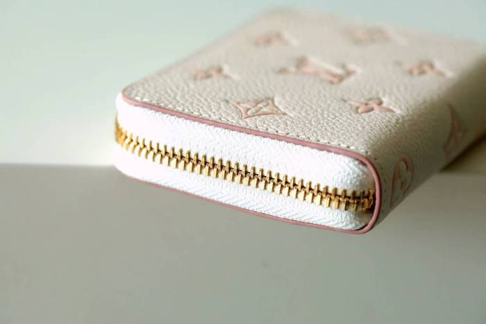 Zippy Monogram “11*8.5*2CM” 052
