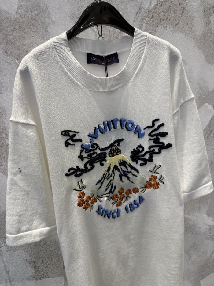 TEES