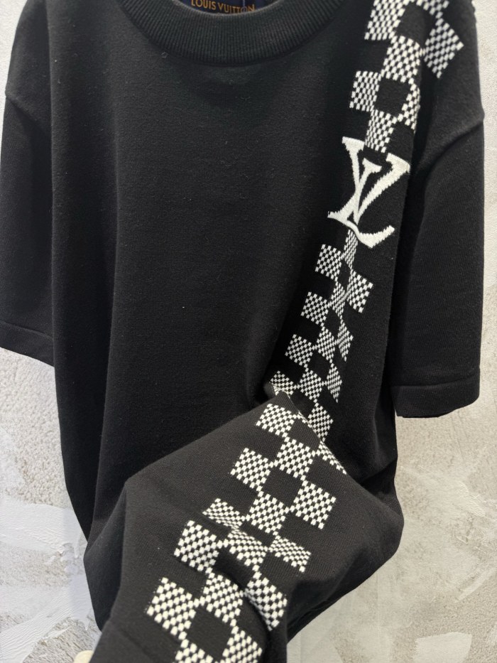 TEES